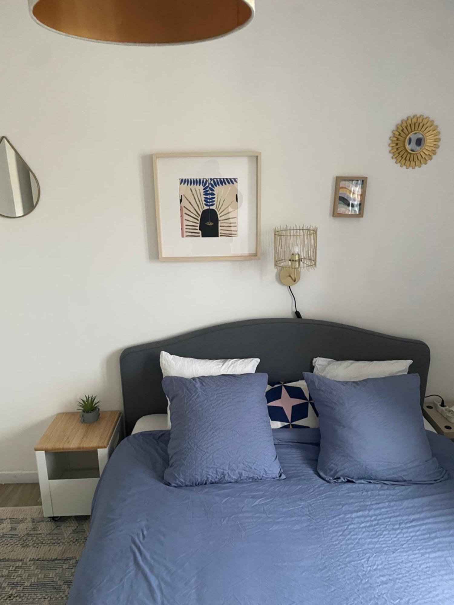 Bel Appartement Spacieux ,Convivial De 3 Chambres Avec Parking Prive Secure ก็อง ภายนอก รูปภาพ