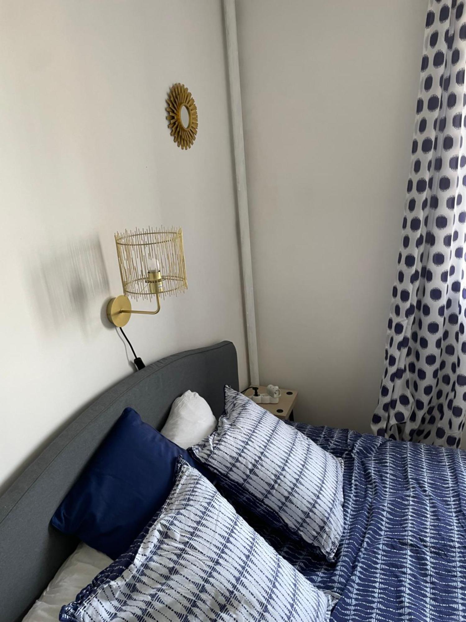 Bel Appartement Spacieux ,Convivial De 3 Chambres Avec Parking Prive Secure ก็อง ภายนอก รูปภาพ